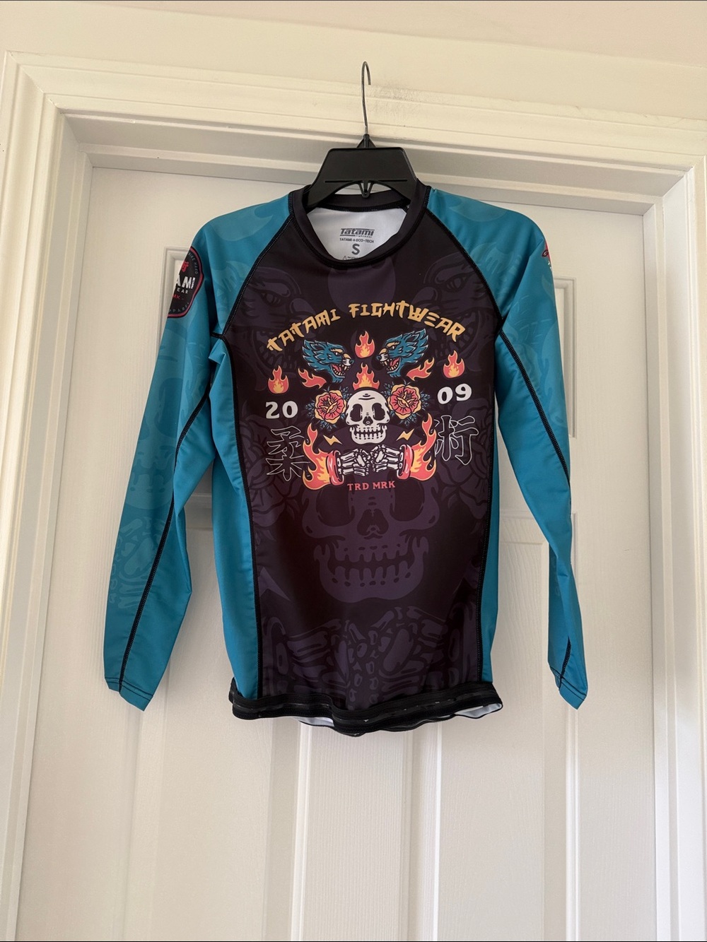 Tatami Rash Guard - Picture 3 of 4